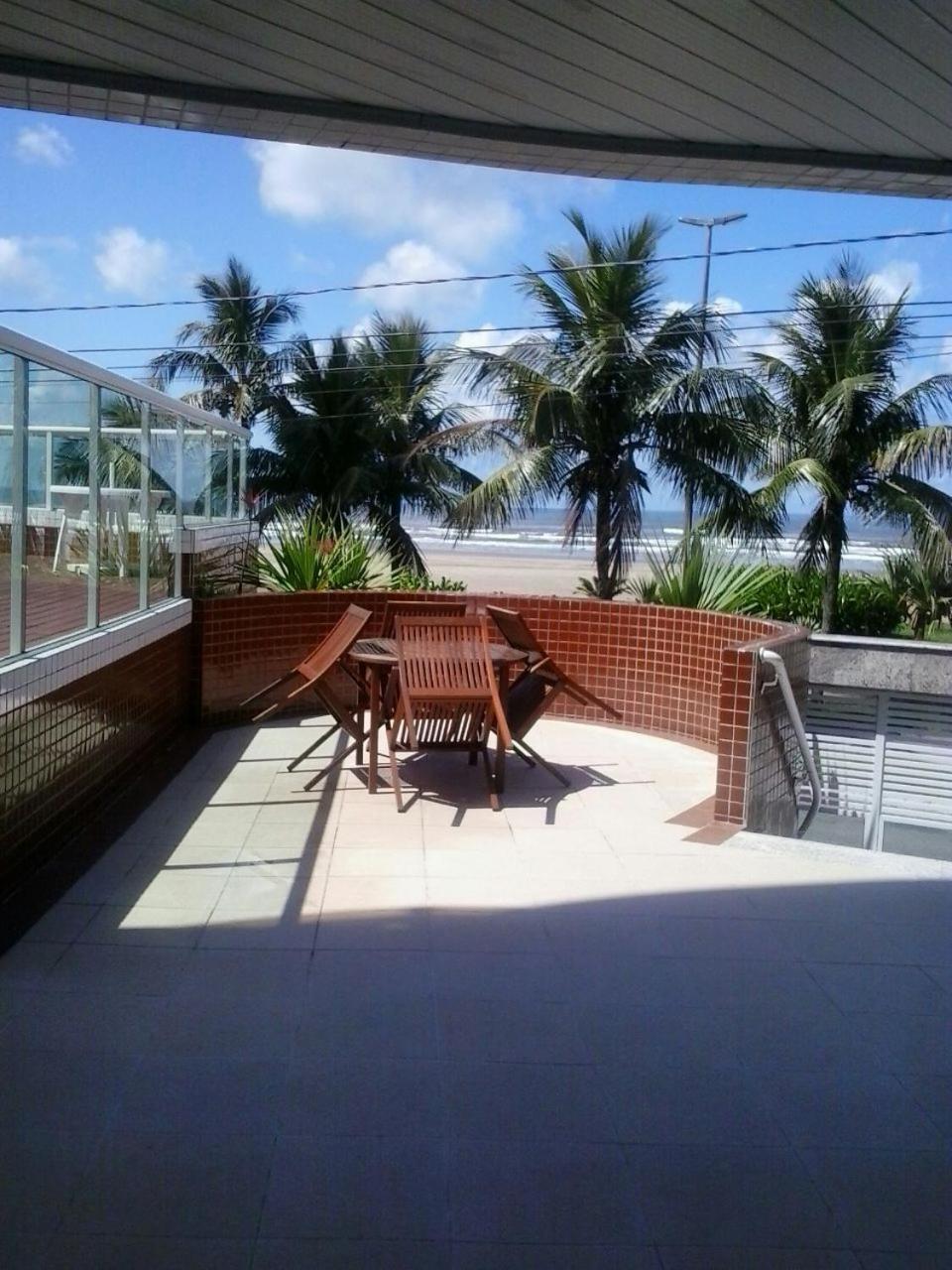 Апартаменти Frente Mar Piscina Churrasqueira Wifi Garagem Portaria 24Hs Solemar Екстер'єр фото